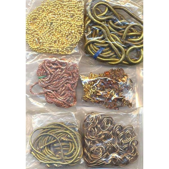 FASHION JEWELRY LOT 9 POUNDS15 - Picture 3 of 3